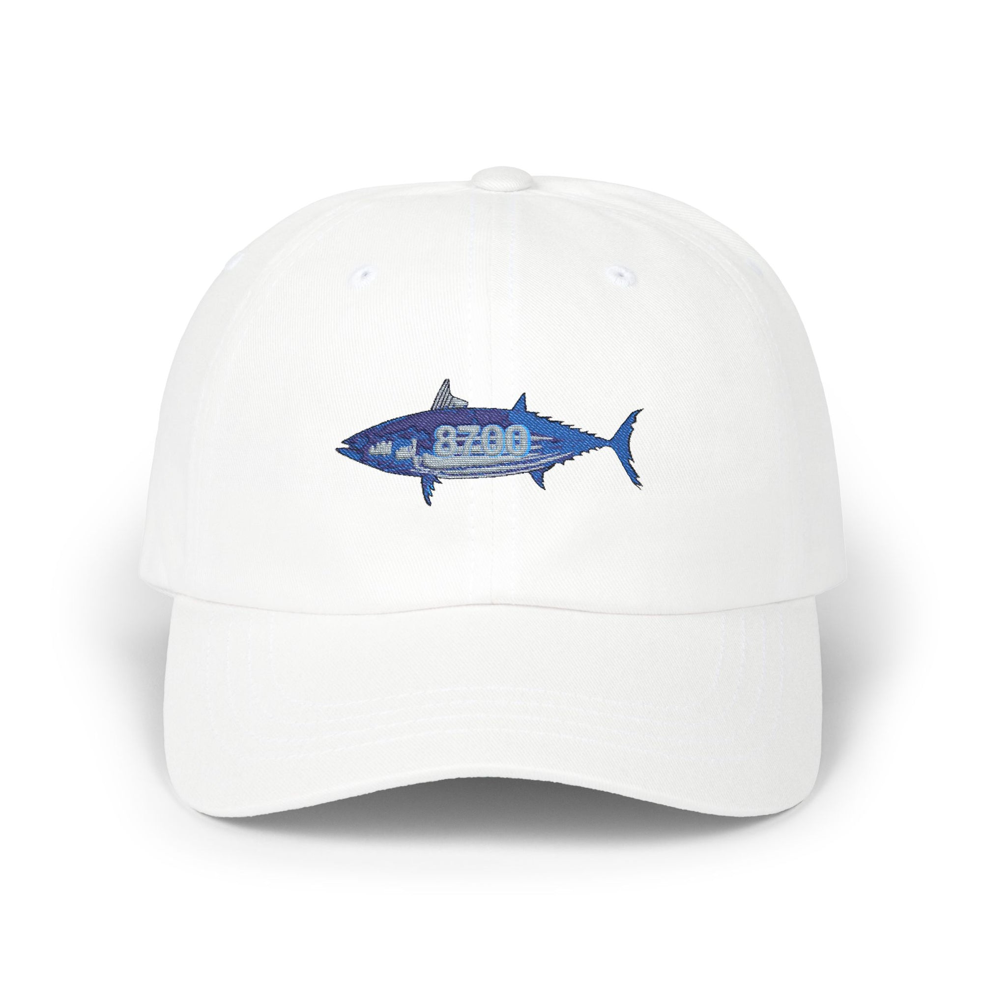 White cap with embroidered tuna – minimal ocean touch

